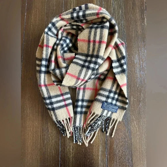 Vintage Burberry nova check scarf - Picture 3 of 13
